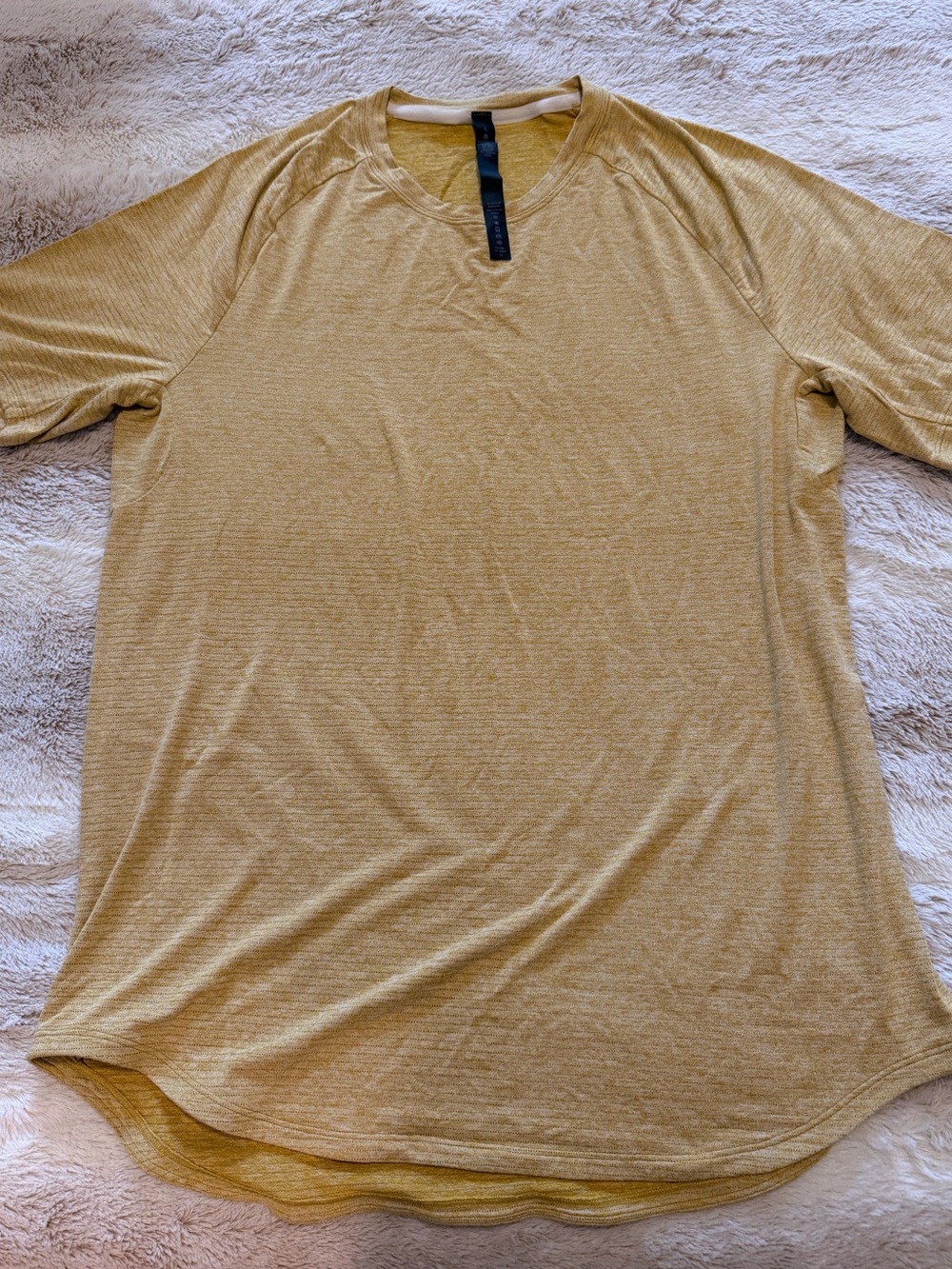 lululemon athletica Men's Short Sleeve License to Train Tee - Mustard